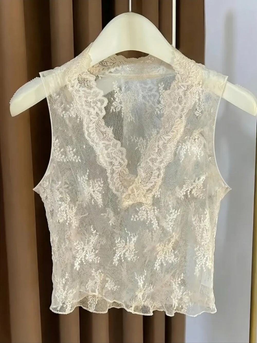Spring/Autumn French Layered Lace Camisole Women'S New Deep V-Neck Inner Mesh